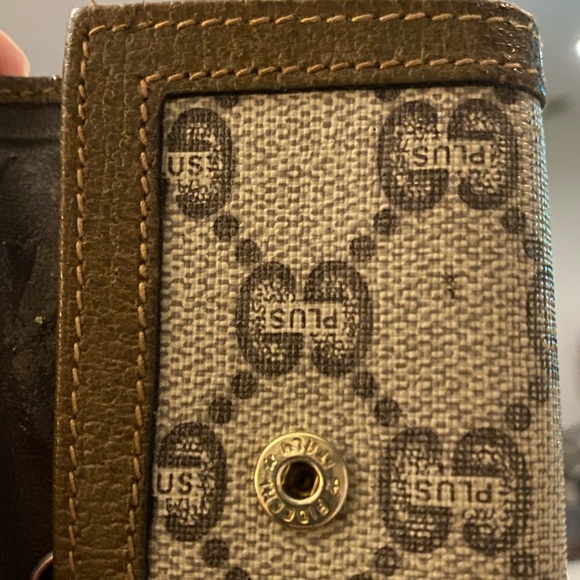 Gucci Plus Key/ Card Wallet - Picture 4 of 9
